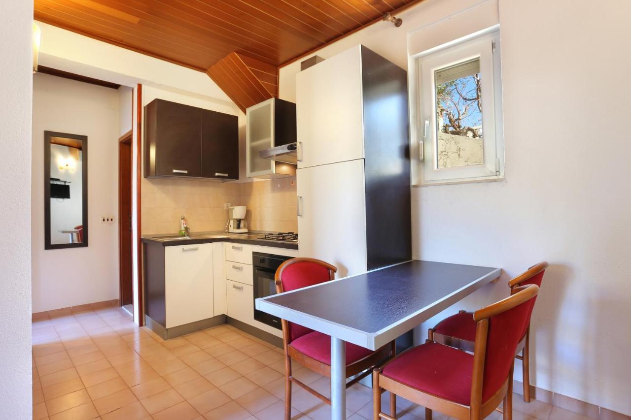 Apartments With A Parking Space Brela, Makarska - 18495 エクステリア 写真