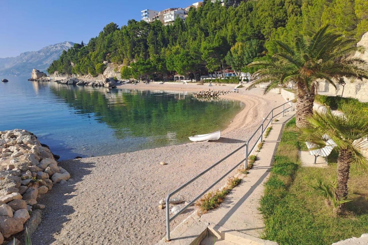 Apartments With A Parking Space Brela, Makarska - 18495 エクステリア 写真