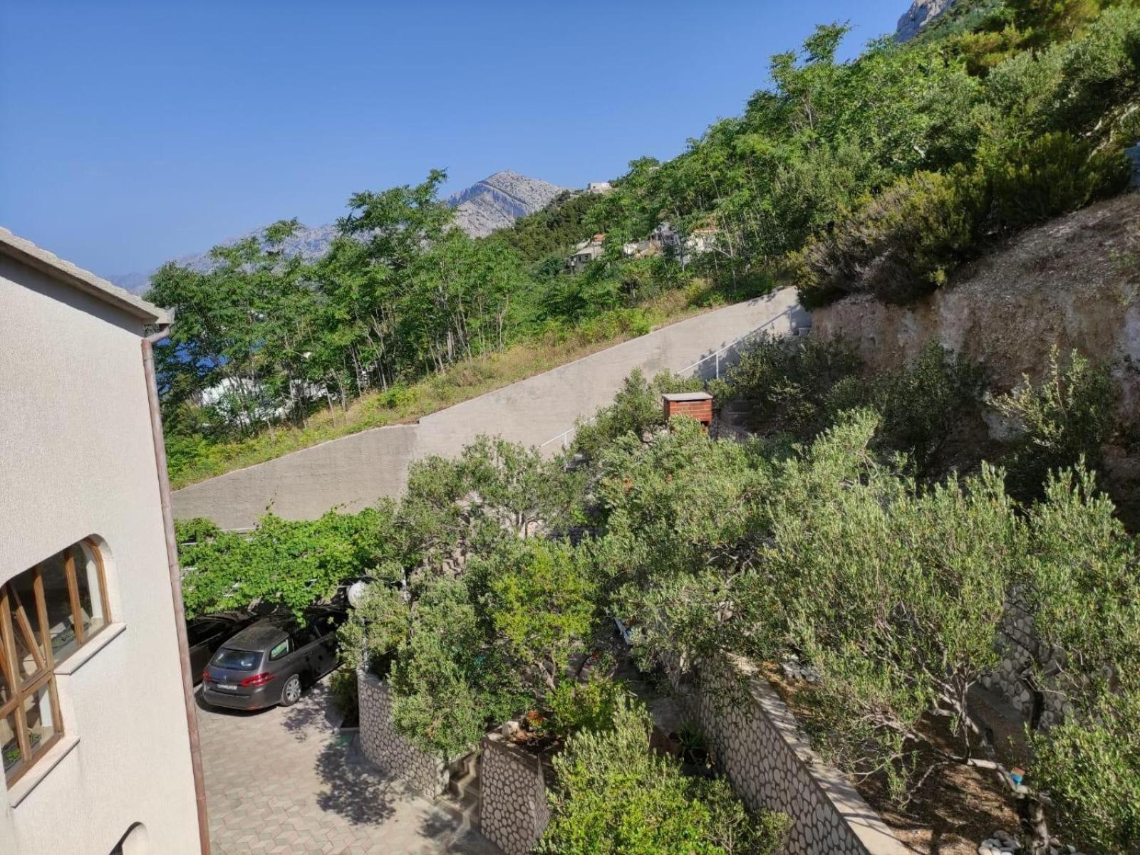 Apartments With A Parking Space Brela, Makarska - 18495 エクステリア 写真