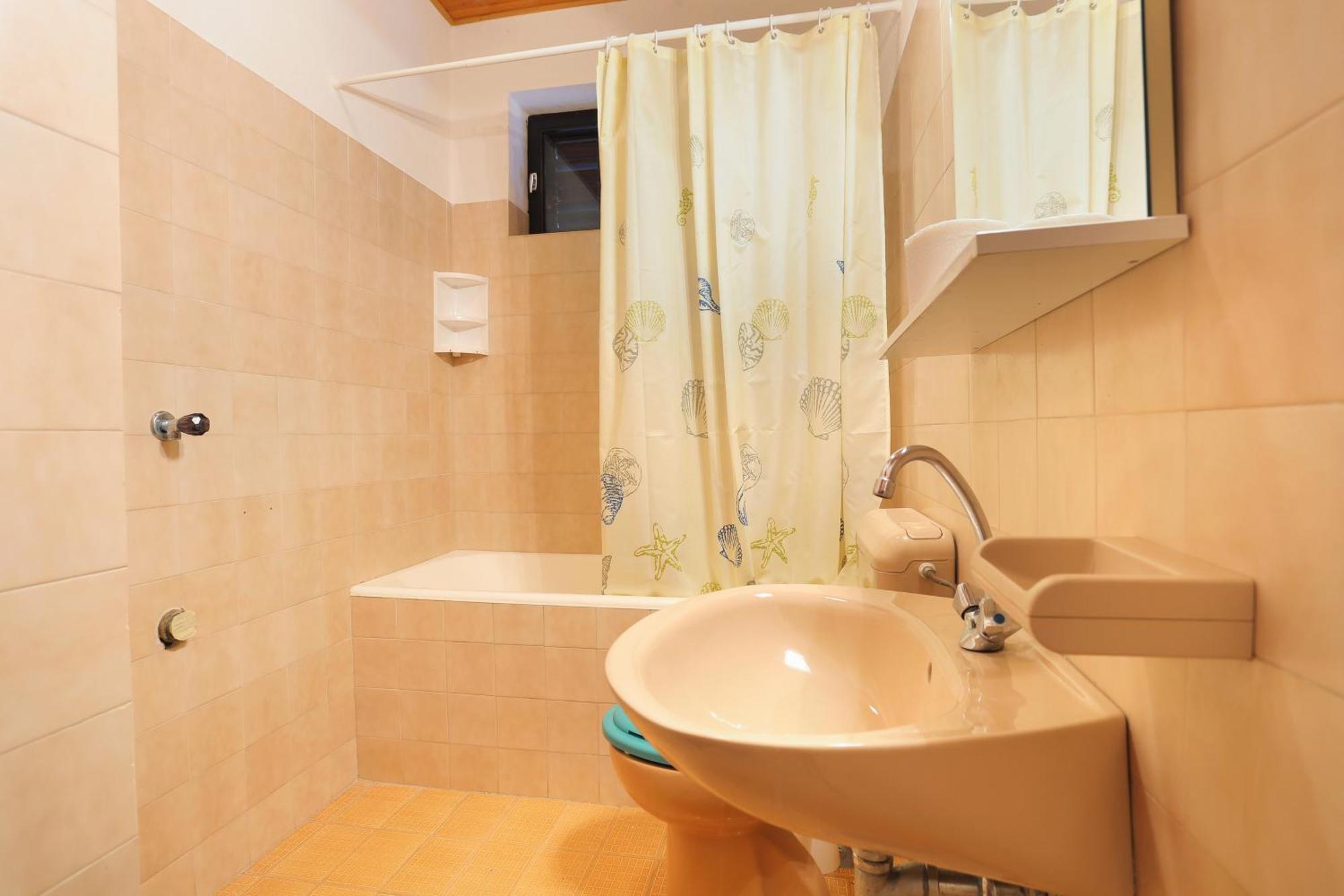 Apartments With A Parking Space Brela, Makarska - 18495 部屋 写真