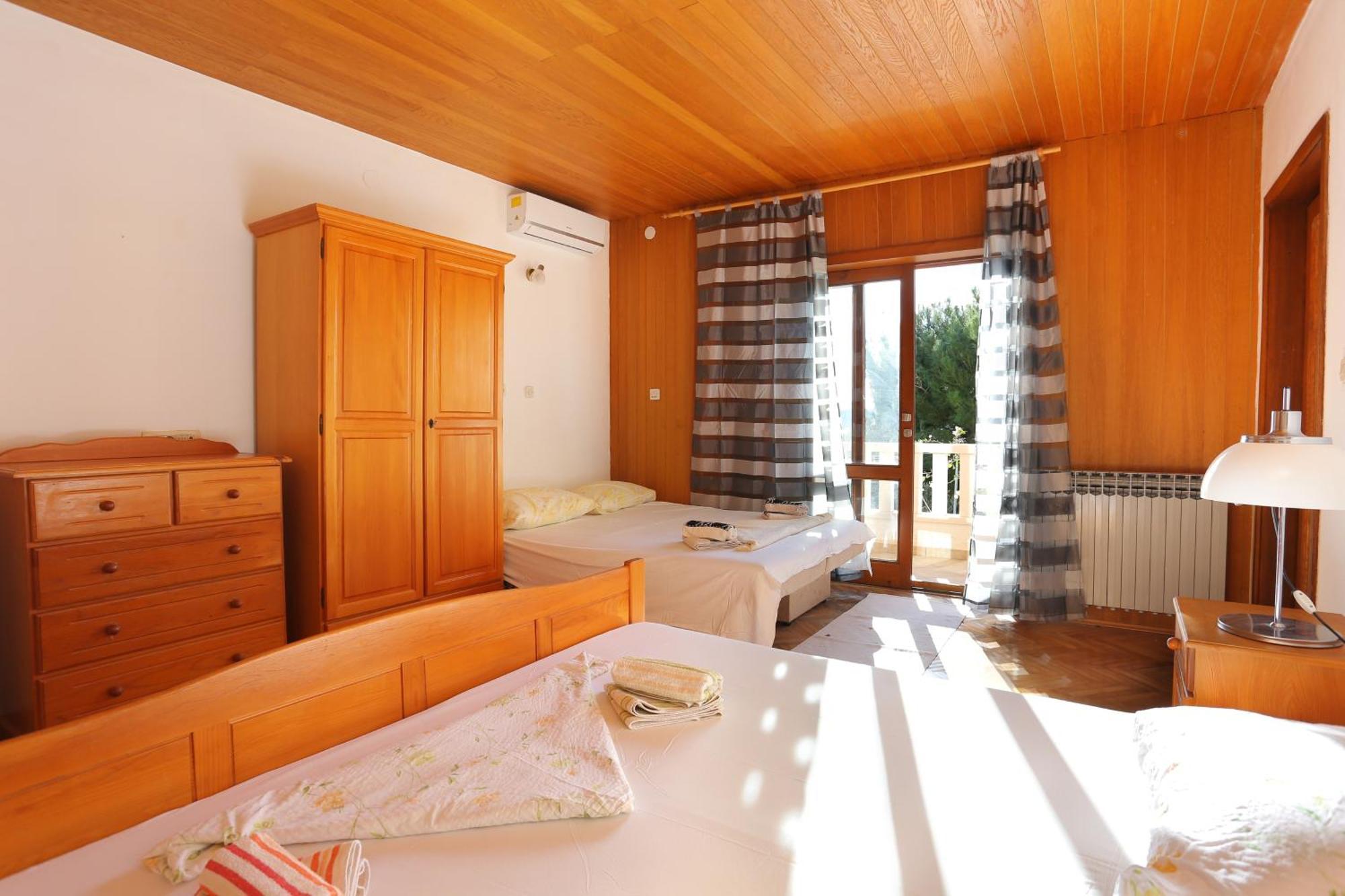 Apartments With A Parking Space Brela, Makarska - 18495 部屋 写真
